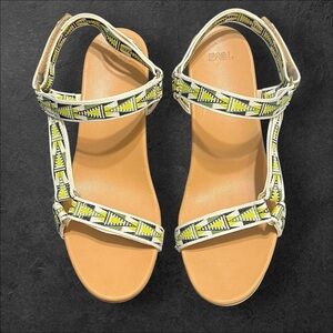 Teva Arrabelle Universal Sandals Mosaic Lime Size 8.5